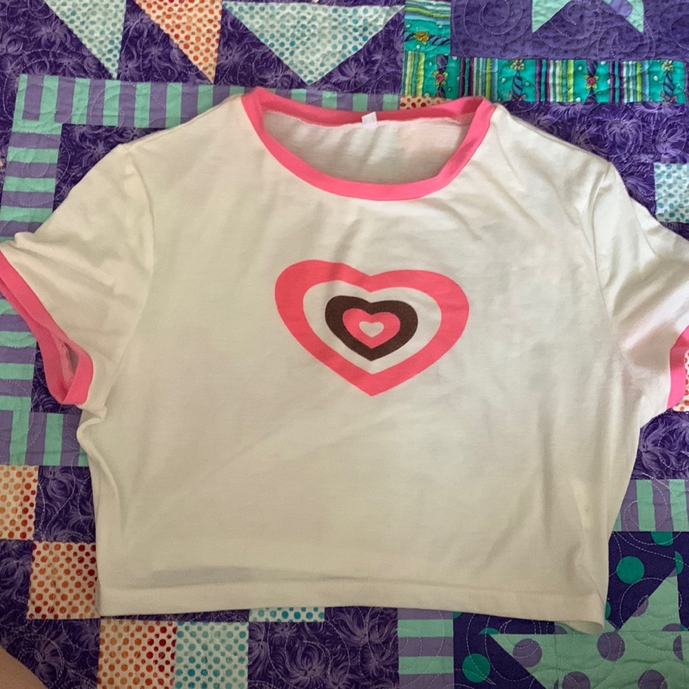 Small white shirt cropped